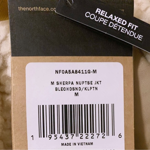 The North Face Sherpa Nuptse Jacket - Picture 11 of 12